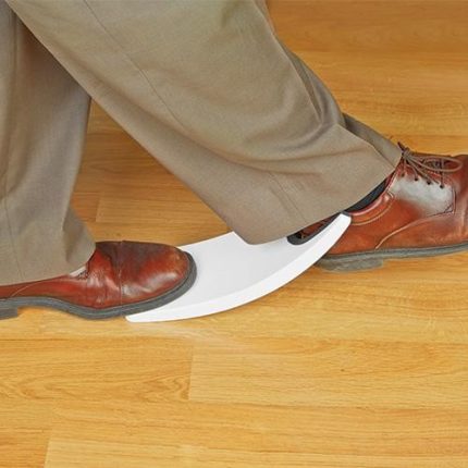 Приспособление для снятия обуви SHOE & BOOT JACK