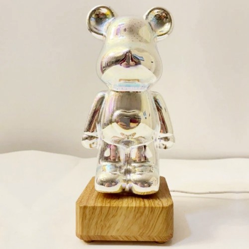 svetilnik-siyaushchij-mishka-bearbrick-dekorativnyj-svetodiodnyj-500x500-1.jpg