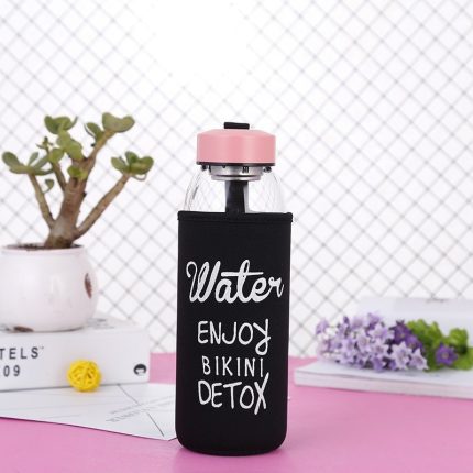 00016071 Стеклянная бутылка для напитков в чехле Water Enjoy Bikini Detox, 875 мл
