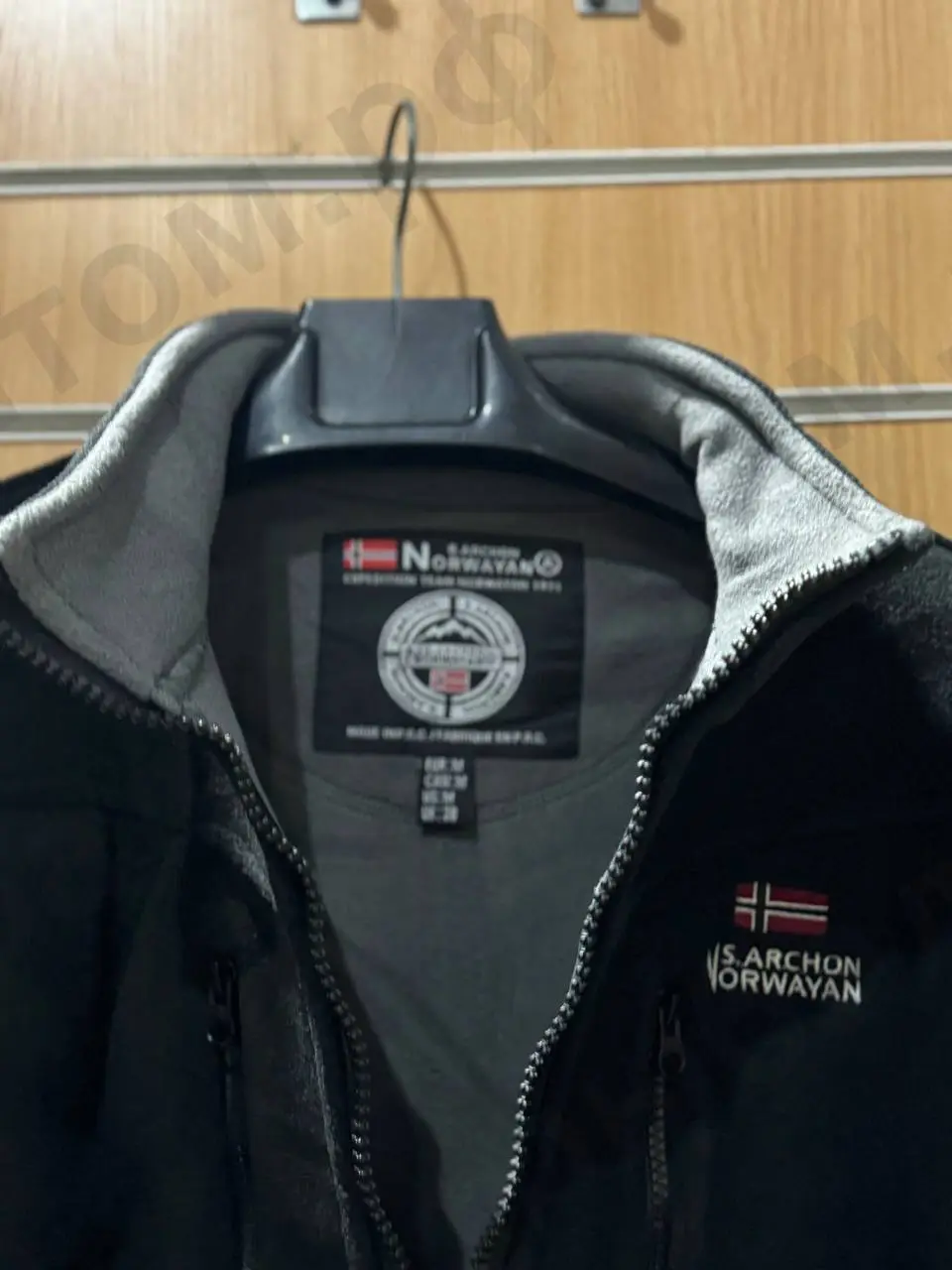 87044-2.jpg.webp